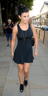 Kym Marsh feet photo thumbnail