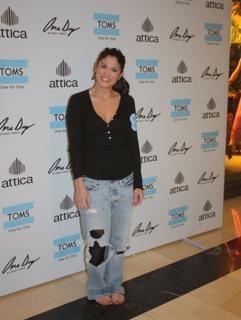 Mary Synatsaki feet photo thumbnail