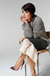 Lily Allen feet photo thumbnail