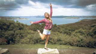 Nadine Sykora feet photo 1