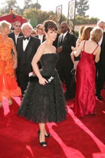 Jennifer Love Hewitt feet photo thumbnail