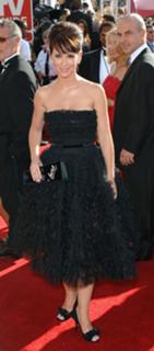 Jennifer Love Hewitt feet photo thumbnail