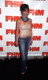 Jennifer Love Hewitt feet photo thumbnail