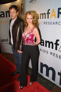 Jennifer Love Hewitt feet photo thumbnail