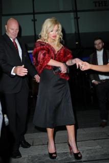 Helen Flanagan feet photo thumbnail