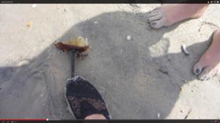 Justine Ezarik feet photo thumbnail