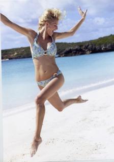 Kristen Taekman feet photo 4