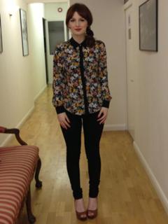 Alice Levine feet photo 2