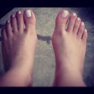 Lari Venâncio feet photo 4