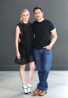 Diane Kruger feet photo thumbnail