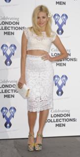 Pixie Lott feet photo thumbnail