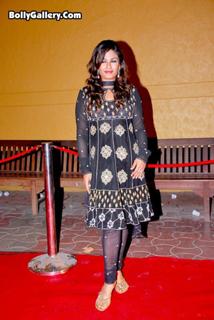 Raveena Tandon feet photo thumbnail