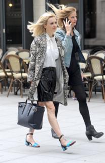 Fearne Cotton feet photo thumbnail
