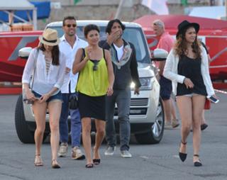 Jessica Szohr feet photo thumbnail
