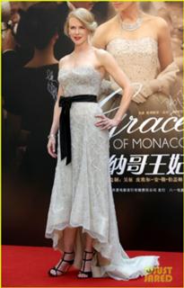 Nicole Kidman feet photo thumbnail