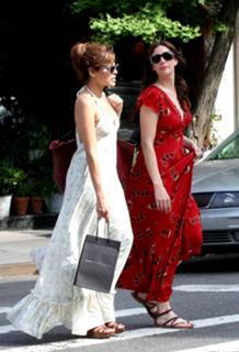 Eva Mendes feet photo thumbnail