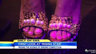 Kesha feet photo thumbnail