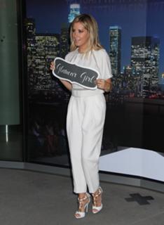 Ashley Tisdale feet photo thumbnail