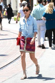 Jamie Chung feet photo thumbnail