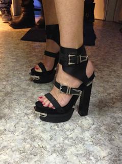 Alessia Marcuzzi feet photo thumbnail
