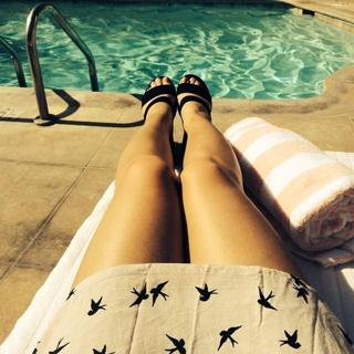 Lena Meyer-Landrut feet photo thumbnail