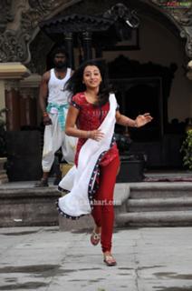 Trisha Krishnan feet photo thumbnail
