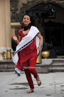 Trisha Krishnan feet photo thumbnail