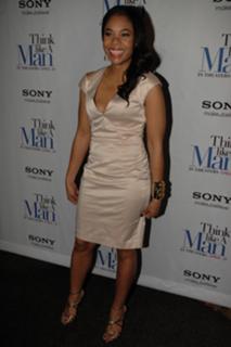 Regina Hall feet photo thumbnail