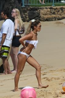 Vanessa Hudgens feet photo thumbnail