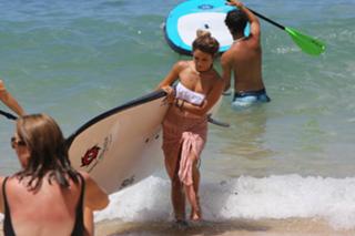 Vanessa Hudgens feet photo thumbnail