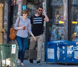 Emma Stone feet photo thumbnail