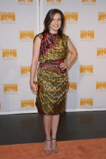 Mariska Hargitay feet photo thumbnail