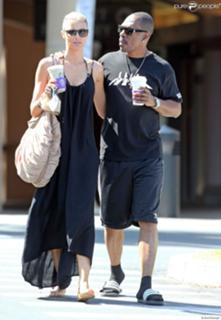 Paige Butcher feet photo thumbnail