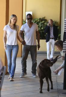 Paige Butcher feet photo thumbnail
