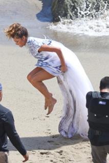 Nicole Scherzinger feet photo thumbnail