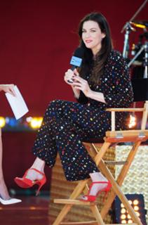 Liv Tyler feet photo thumbnail