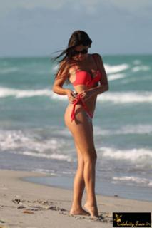 Claudia Romani feet photo thumbnail