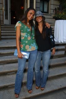 Jordana Brewster feet photo thumbnail