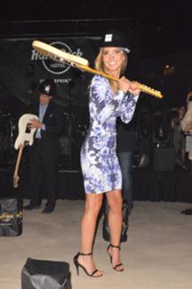 Audrina Patridge feet photo thumbnail