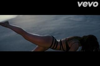 Nicole Scherzinger feet photo thumbnail