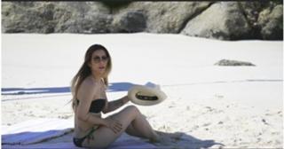 Cleo feet photo thumbnail