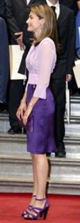Queen Letizia of Spain feet photo thumbnail