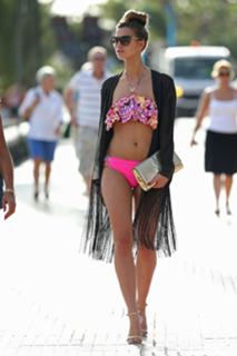 Ferne McCann feet photo thumbnail
