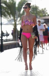 Ferne McCann feet photo thumbnail
