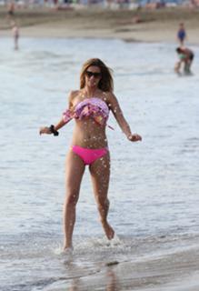 Ferne McCann feet photo thumbnail