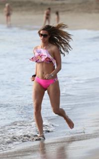 Ferne McCann feet photo thumbnail