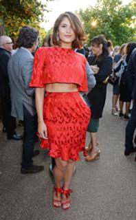 Gemma Arterton feet photo thumbnail