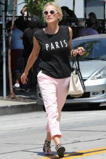 Sharon Stone feet photo thumbnail