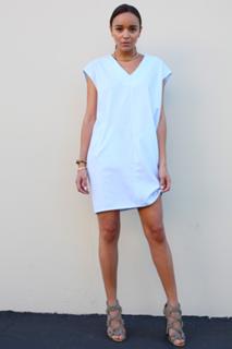 Ashley Madekwe feet photo thumbnail