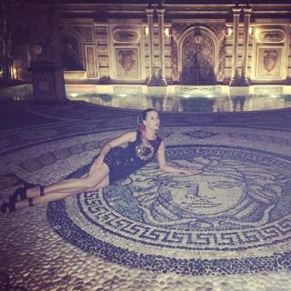 Katy Perry feet photo thumbnail